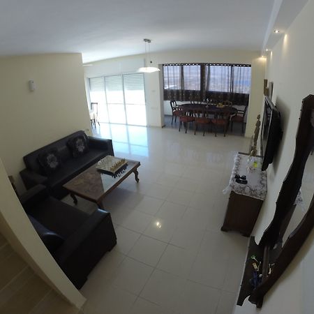 Penthouse In Eilat With The Sea Viewアパートメント エクステリア 写真